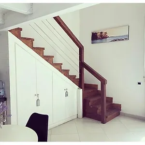 Apartamento Santi Apostoli House, Nápoles